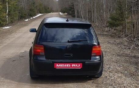 Volkswagen Golf IV, 2001 год, 290 000 рублей, 3 фотография
