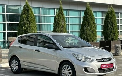 Hyundai Solaris II рестайлинг, 2013 год, 670 000 рублей, 1 фотография