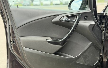 Opel Astra J, 2013 год, 790 000 рублей, 9 фотография