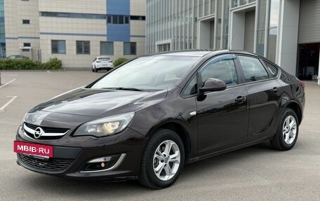 Opel Astra J, 2013 год, 790 000 рублей, 3 фотография