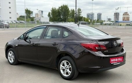 Opel Astra J, 2013 год, 790 000 рублей, 4 фотография