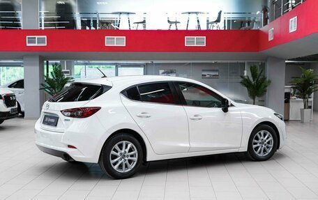 Mazda 3, 2016 год, 1 390 000 рублей, 2 фотография