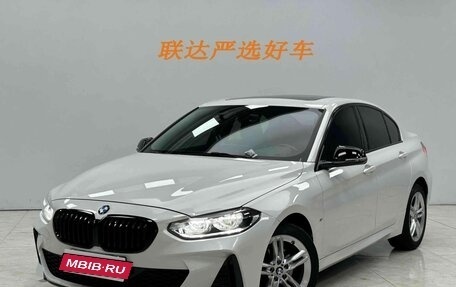 BMW 1 серия, 2022 год, 1 590 000 рублей, 1 фотография