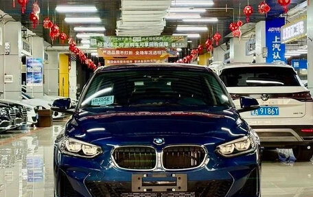 BMW 1 серия, 2022 год, 1 645 000 рублей, 2 фотография