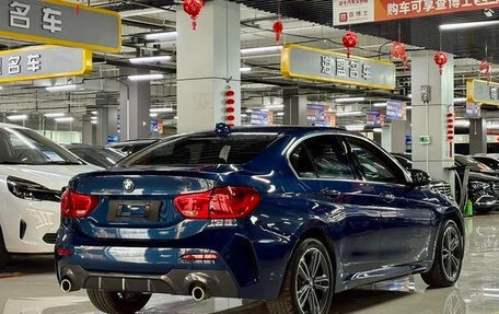 BMW 1 серия, 2022 год, 1 645 000 рублей, 4 фотография