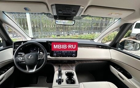 Lexus LM, 2026 год, 17 500 000 рублей, 25 фотография