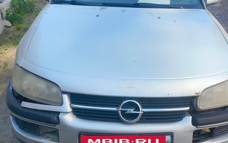Opel Omega B, 1997 год, 130 000 рублей, 2 фотография
