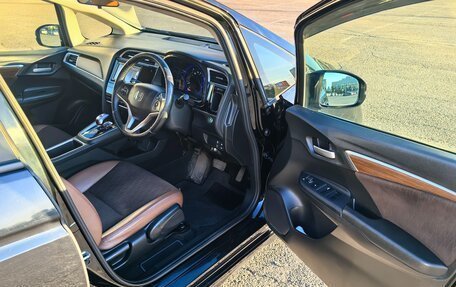 Honda Shuttle II, 2015 год, 1 280 000 рублей, 20 фотография