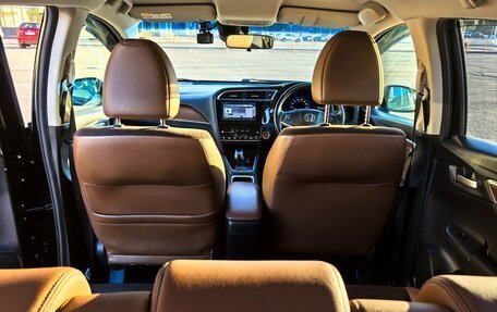 Honda Shuttle II, 2015 год, 1 280 000 рублей, 21 фотография