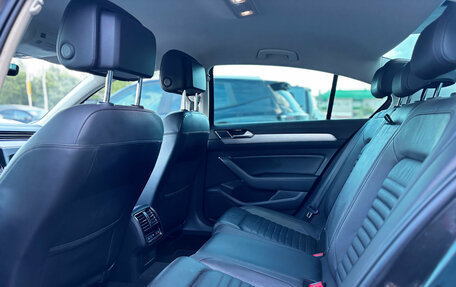 Volkswagen Passat B8 рестайлинг, 2019 год, 1 850 000 рублей, 18 фотография