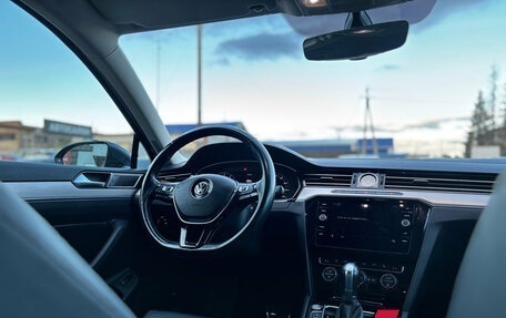 Volkswagen Passat B8 рестайлинг, 2019 год, 1 850 000 рублей, 22 фотография