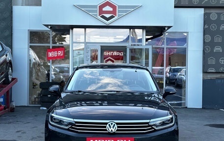 Volkswagen Passat B8 рестайлинг, 2019 год, 1 850 000 рублей, 2 фотография