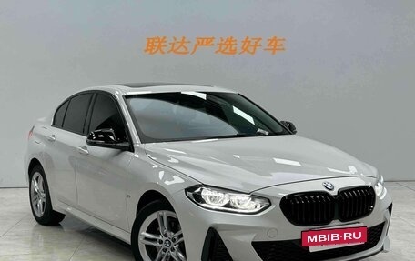 BMW 1 серия, 2022 год, 1 590 000 рублей, 3 фотография
