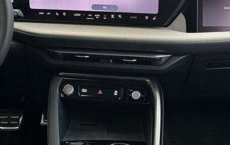 Audi Q5, 2026 год, 5 995 000 рублей, 33 фотография