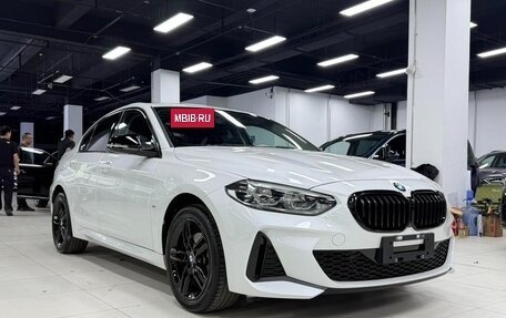 BMW 1 серия, 2022 год, 1 655 000 рублей, 3 фотография