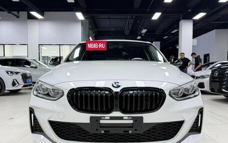 BMW 1 серия, 2022 год, 1 655 000 рублей, 2 фотография