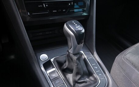 Volkswagen Tiguan II, 2021 год, 3 450 000 рублей, 19 фотография