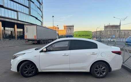 KIA Rio IV, 2018 год, 850 000 рублей, 3 фотография