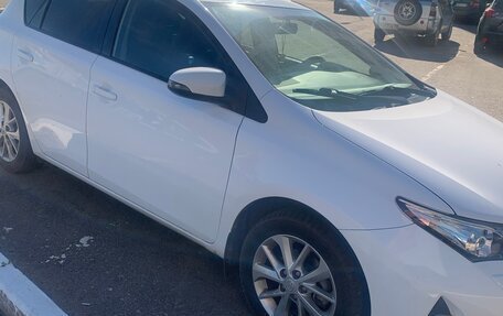 Toyota Auris II, 2013 год, 1 200 000 рублей, 3 фотография
