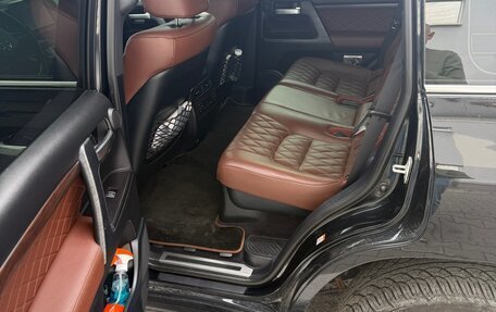 Toyota Land Cruiser 200, 2016 год, 6 000 000 рублей, 2 фотография