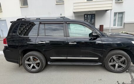 Toyota Land Cruiser 200, 2016 год, 6 000 000 рублей, 8 фотография
