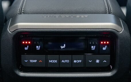 Toyota Land Cruiser Prado, 2025 год, 13 090 000 рублей, 23 фотография