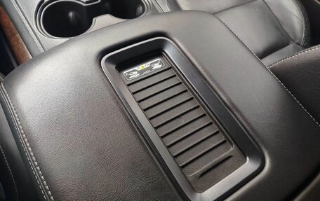Chevrolet Tahoe IV, 2016 год, 3 100 000 рублей, 29 фотография