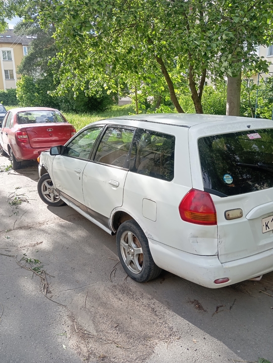 Nissan AD II, 2000 год, 85 000 рублей, 1 фотография