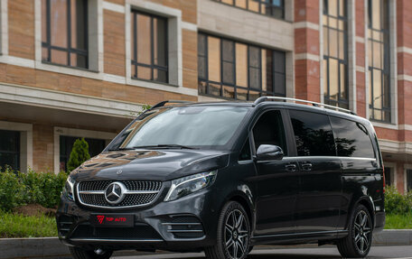 Mercedes-Benz V-Класс, 2023 год, 9 900 000 рублей, 1 фотография