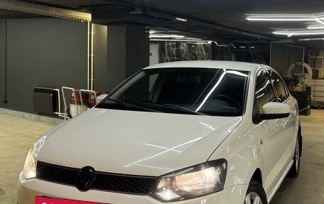 Volkswagen Polo VI (EU Market), 2013 год, 730 000 рублей, 4 фотография