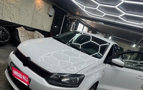 Volkswagen Polo VI (EU Market), 2013 год, 730 000 рублей, 3 фотография