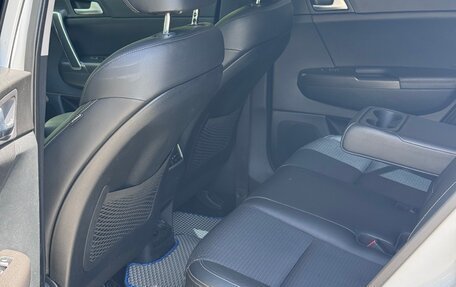 KIA Sportage IV рестайлинг, 2017 год, 2 250 000 рублей, 24 фотография