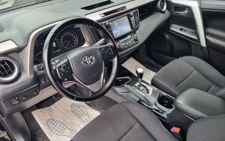 Toyota RAV4, 2016 год, 2 550 000 рублей, 12 фотография
