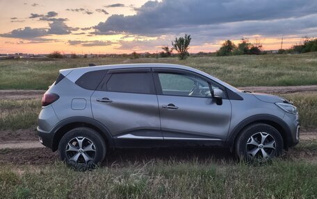 Renault Kaptur I рестайлинг, 2021 год, 2 100 000 рублей, 4 фотография