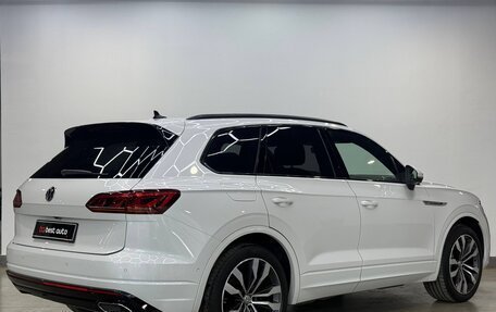 Volkswagen Touareg III, 2019 год, 4 500 000 рублей, 7 фотография