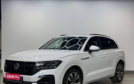 Volkswagen Touareg III, 2019 год, 4 500 000 рублей, 2 фотография