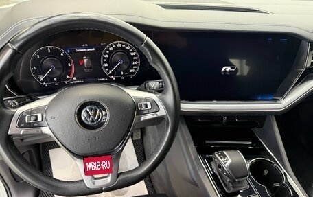 Volkswagen Touareg III, 2019 год, 4 500 000 рублей, 4 фотография