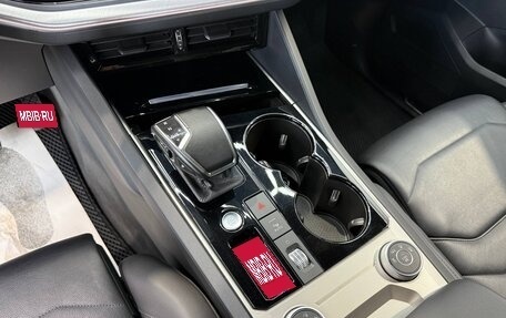 Volkswagen Touareg III, 2019 год, 4 500 000 рублей, 15 фотография