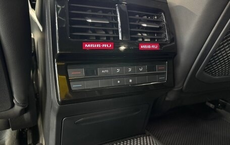 Volkswagen Touareg III, 2019 год, 4 500 000 рублей, 29 фотография