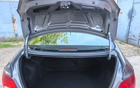 Hyundai Solaris II рестайлинг, 2011 год, 740 000 рублей, 10 фотография