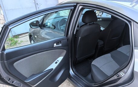 Hyundai Solaris II рестайлинг, 2011 год, 740 000 рублей, 7 фотография