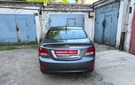 Hyundai Solaris II рестайлинг, 2011 год, 740 000 рублей, 3 фотография