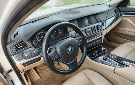BMW 5 серия, 2013 год, 1 800 000 рублей, 7 фотография