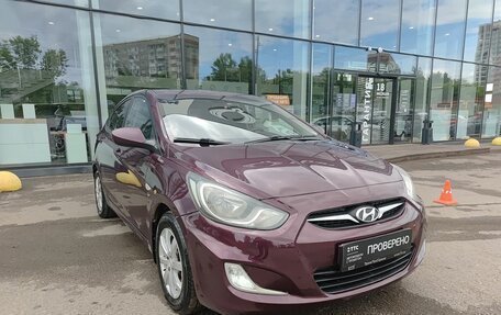 Hyundai Solaris II рестайлинг, 2012 год, 589 800 рублей, 3 фотография