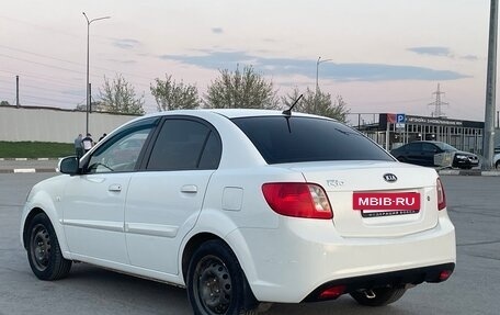 KIA Rio II, 2010 год, 350 000 рублей, 3 фотография