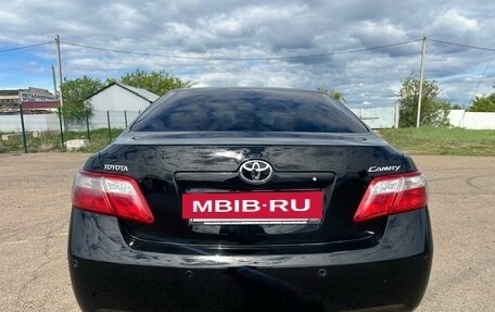 Toyota Camry, 2011 год, 1 250 000 рублей, 5 фотография