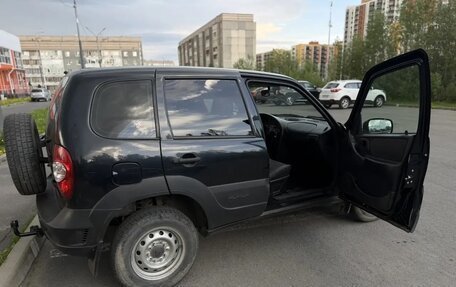 Chevrolet Niva I рестайлинг, 2019 год, 800 000 рублей, 15 фотография