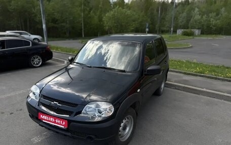 Chevrolet Niva I рестайлинг, 2019 год, 800 000 рублей, 5 фотография