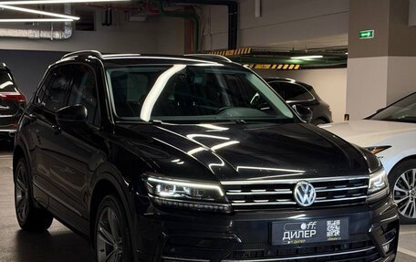 Volkswagen Tiguan II, 2018 год, 2 310 000 рублей, 3 фотография