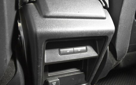 Land Rover Discovery Sport I рестайлинг, 2015 год, 2 454 900 рублей, 21 фотография